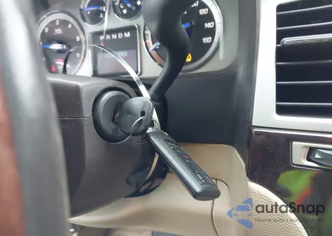 2009 Cadillac Escalade Standard z USA, uszkodzony, nr VIN 1GYFK23229R285879